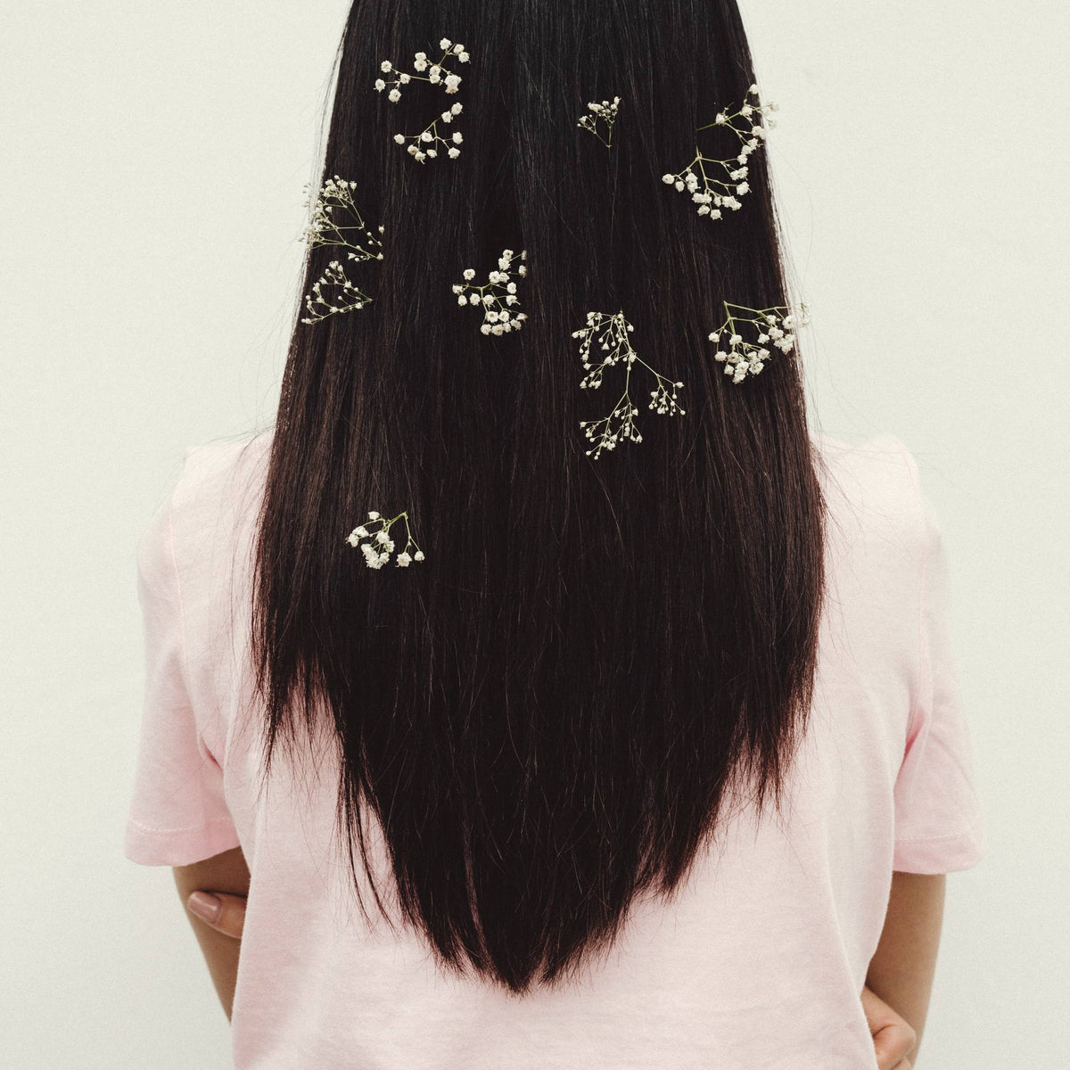Poker-straight sleek black hair with clean ends – Japanese smoothing